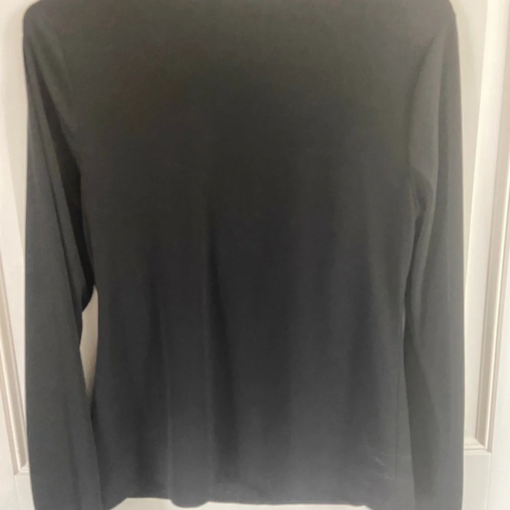 Top - Picture 2 of 2